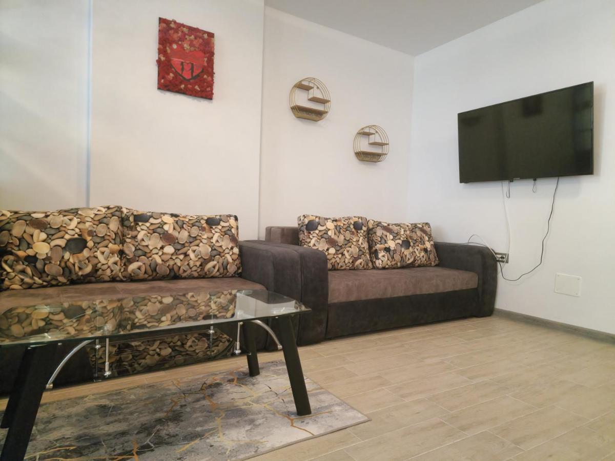 Nasty 24 Aparthotel Pool & Spa Mamaia Nord Navodari Ngoại thất bức ảnh