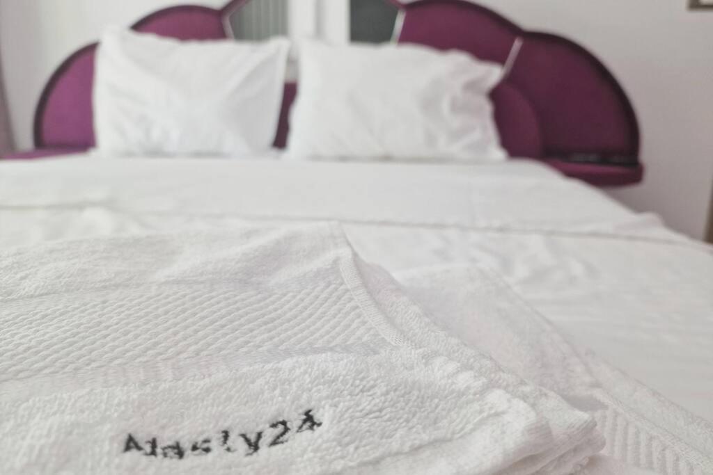 Nasty 24 Aparthotel Pool & Spa Mamaia Nord Navodari Ngoại thất bức ảnh