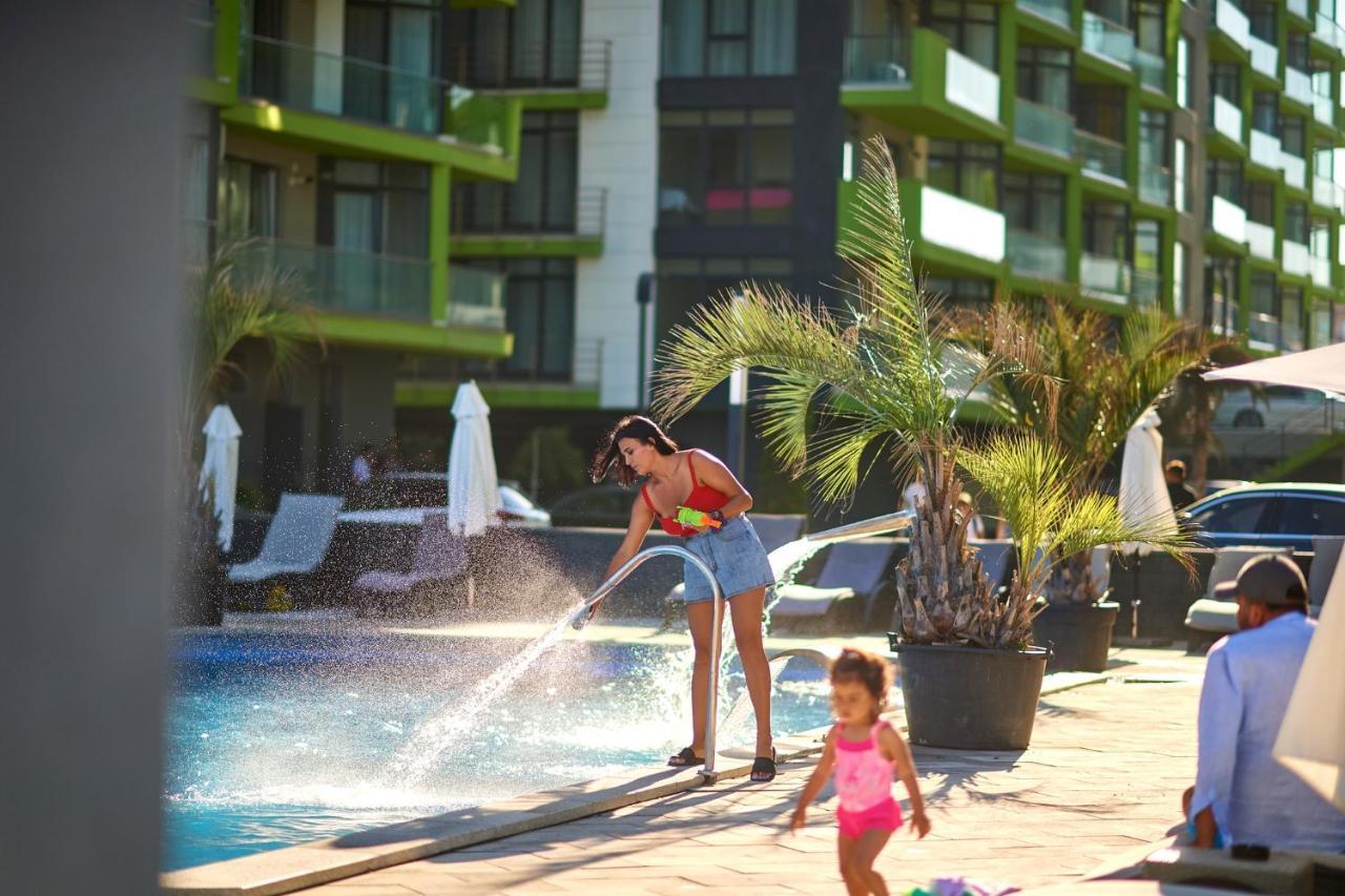 Nasty 24 Aparthotel Pool & Spa Mamaia Nord Navodari Ngoại thất bức ảnh